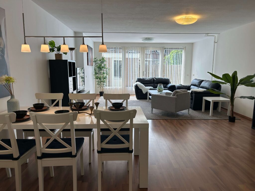 private-rentals for rent on De Eendracht