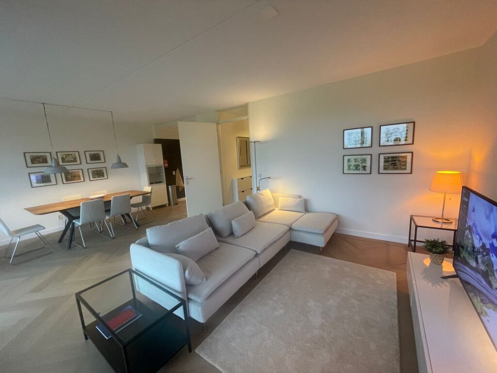 private-rentals for rent on Laan van de Helende Meesters